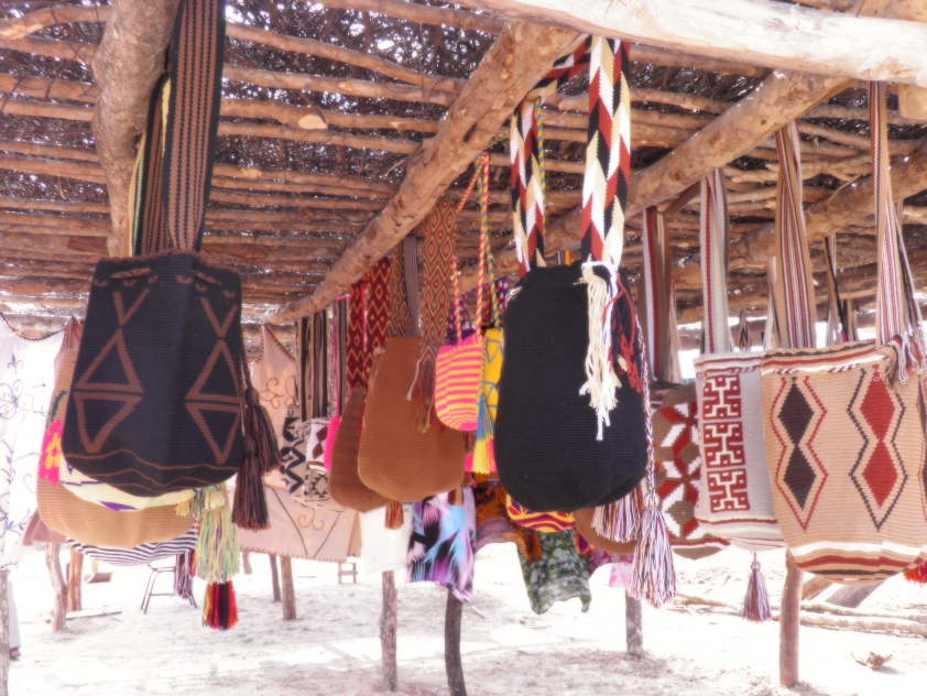 mochila-wayuu-guajira-artesanias-colombia-2014-i3